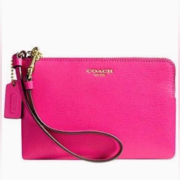 NWT COACH 49377 SAFFIANO LEATHER PINK WRISTLET - Picture 1 of 13